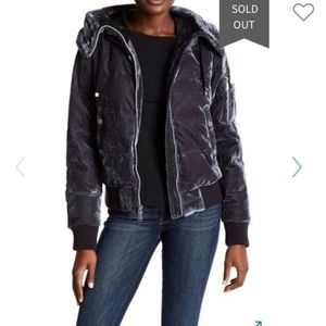 BCBG Down Velvet Puffer Jacket - Blue / Navy